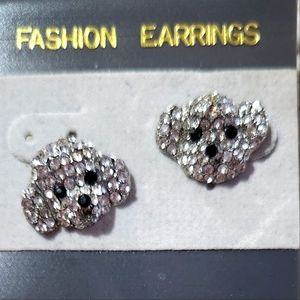 Puppy pierced 3D earrings-  NEW, Never worn.
